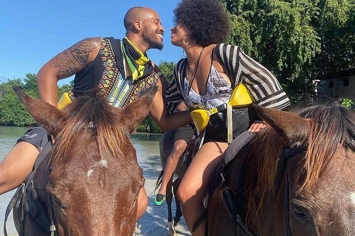  Horseback Riding and Tour from Montego Bay  8