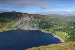 Private Luxury VIP tour to Wicklow & Glendalough Lakes & Hills 