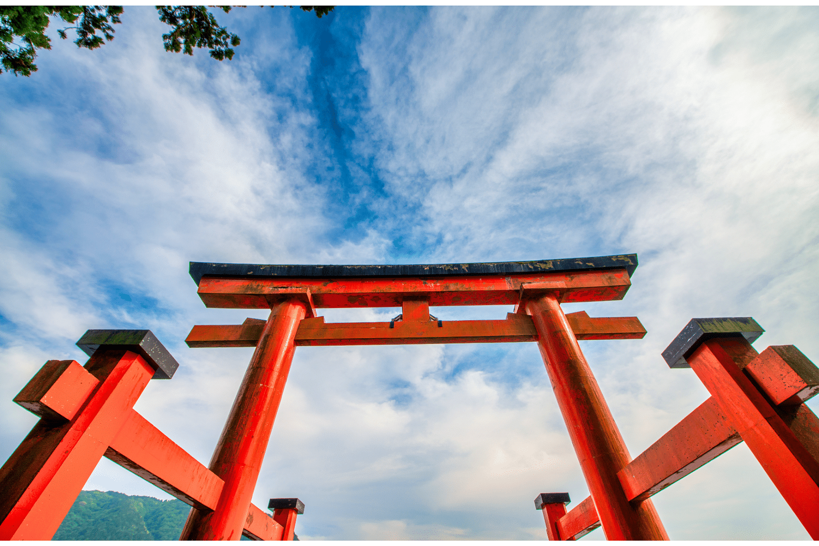 Hakone torii