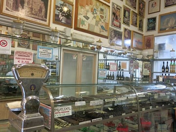 Private Jewish Ghetto Walk and The Influence in Roman Cuisine