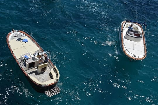 2)Capri & Positano in one day private boat tour 7hrs