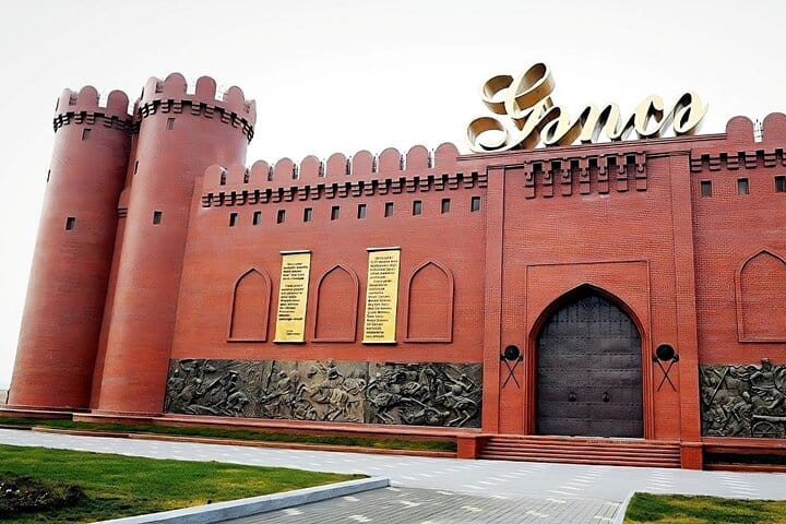 Nizami_Ganjavi_mausoleum_in_Ganja,_Azerbaijan_Ganja_tour_Baku