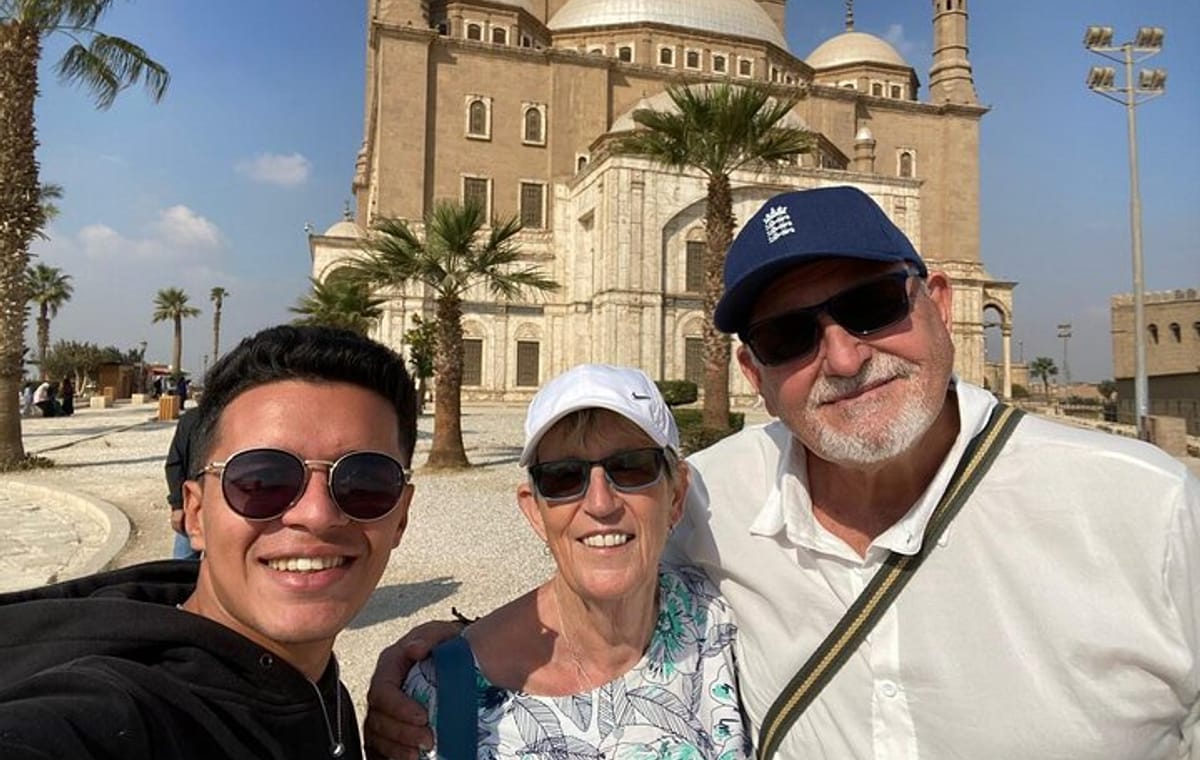 Cheap Full Day Tour Cairo Visiting Coptic&Islamic CairoAnd lunch