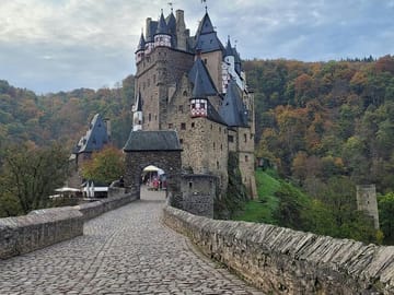 Koblenz: Private Eltz Castle tour with Roundtrip Transport