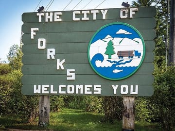 Twilight Adventure Tour in Forks, Port Angeles, and Seattle