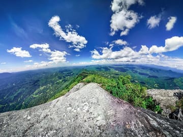Saradiyel Village Trail and Alagalla Mountain Trek from Kandy