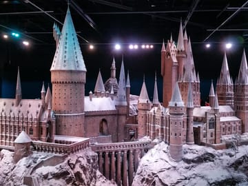 Customizable Private Modern Dubai Tour with Professional Guide