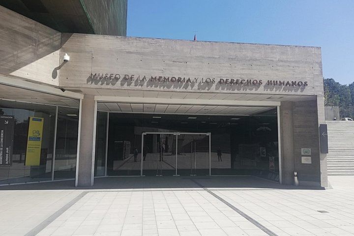 Historic Tour Chile in 1973 Government of Pinochet