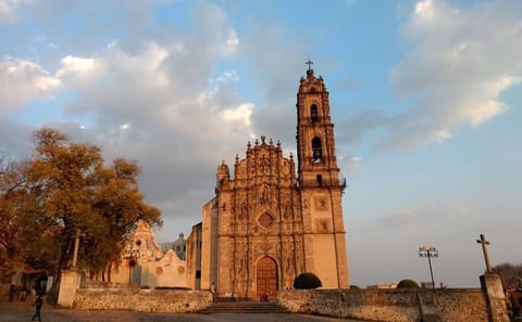 Private Cultural Tour of Tula and Tepotzotlan from Mexico City