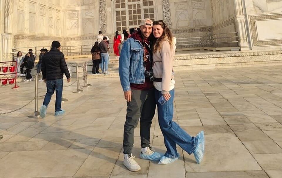Agra Overnight Tour with Taj Mahal Sunrise and Sunset Views
