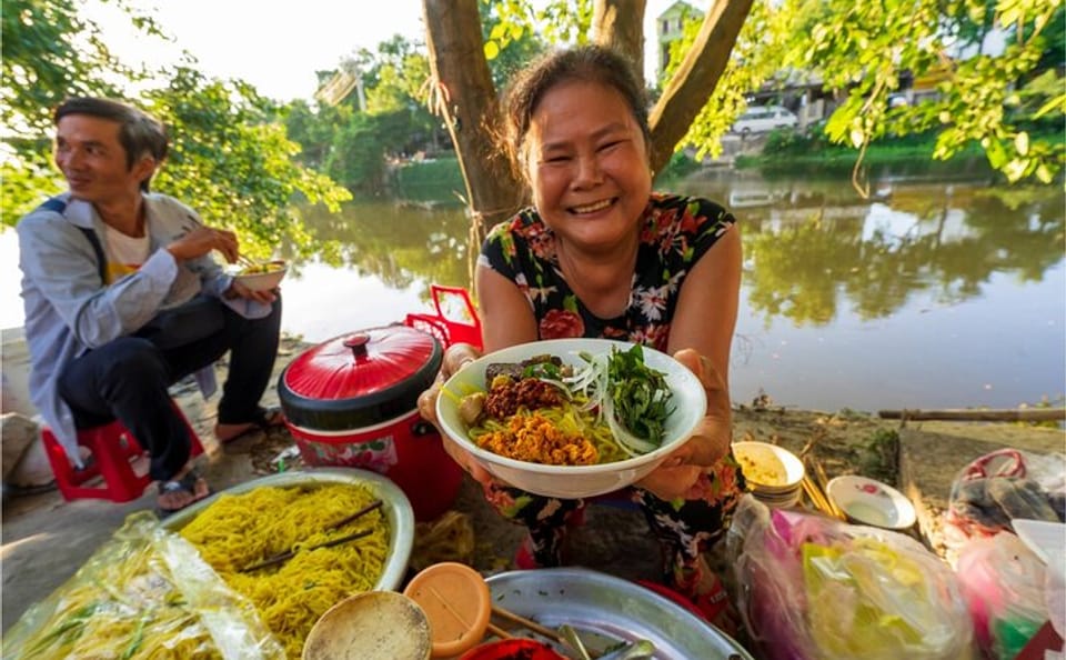 Hue Flavor Expedition A Culinary Adventure with Local Insights