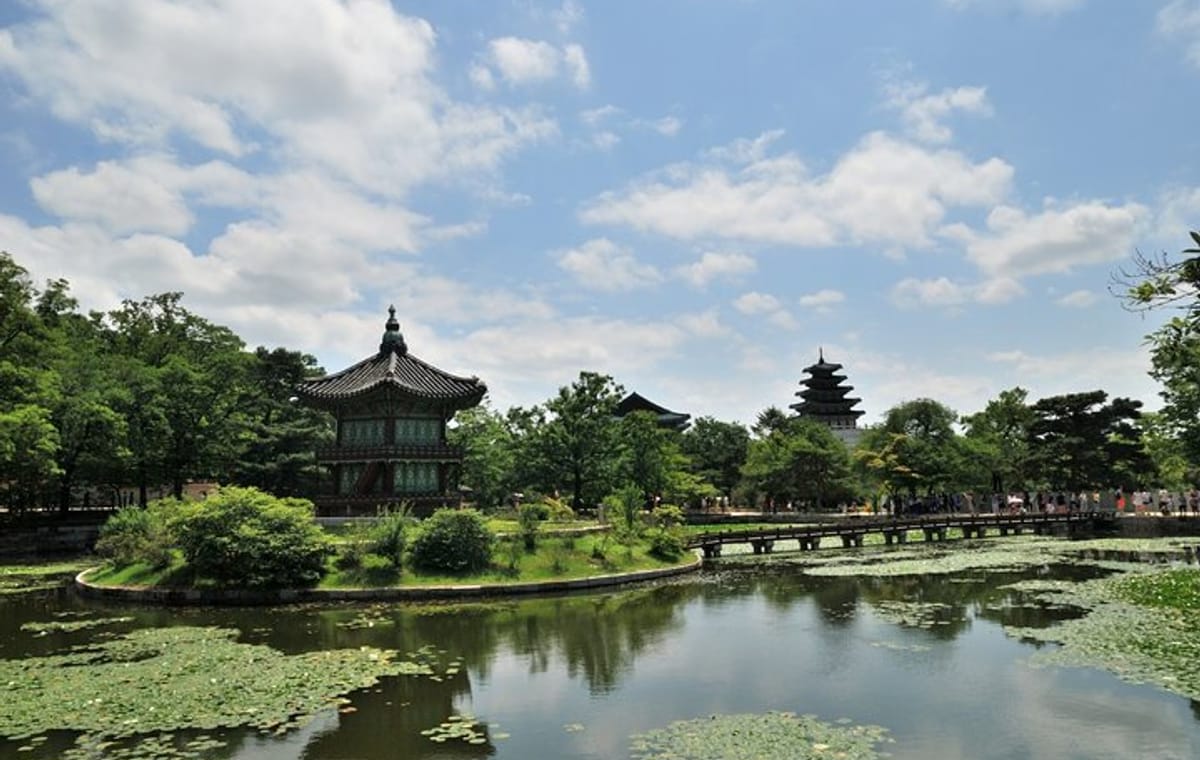 4 Hours Private tour with top attractions in Seoul