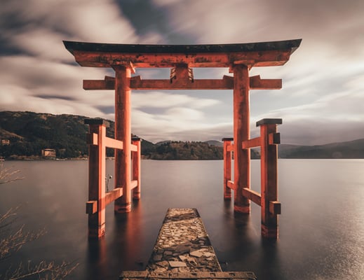Hakone Private One-Day Guided Tour with Overnight Ryokan from Tokyo