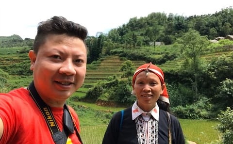 Sapa 3-Day Private Tour to Fansipan Peak and Local Villages