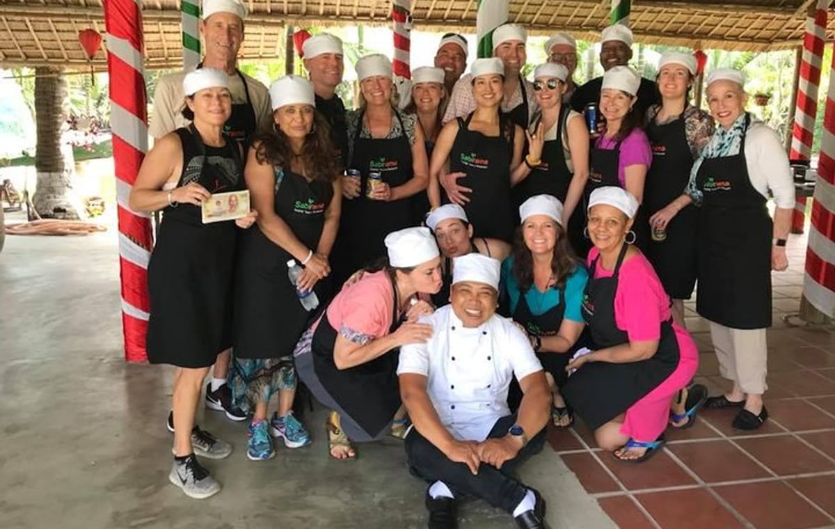 Traditional Cooking Class with Basket Boat Ride and market Tour