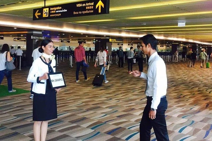 Phuket Airport : Guided Fast-Track Service with Hotel Transfer