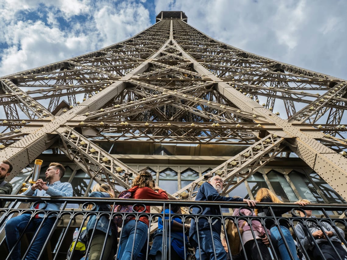 Paris: Eiffel Tower 2nd Floor Tour & Seine River Cruise | Small Group 2