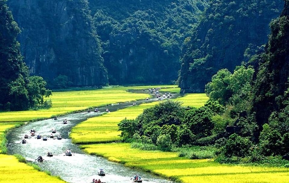 Cultural and Scenic 8-Day Tour of Hanoi, Vietnam
