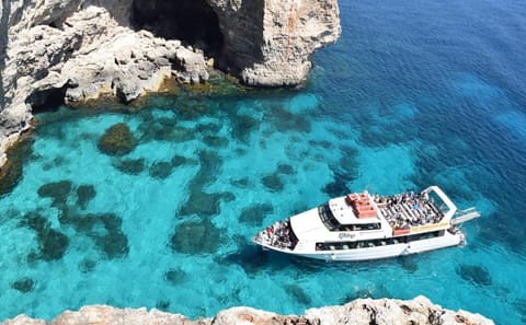 Full-Day Comino and Blue Lagoon Mini Cruise from Sliema