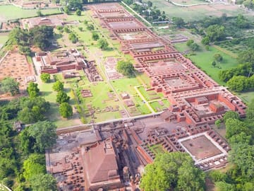 Nalanda and Rajgir Day Trip from Bodhgaya by Minivan
