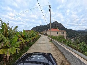 Scenic Cabriolet Tour of Caniço and Funchal, Portugal