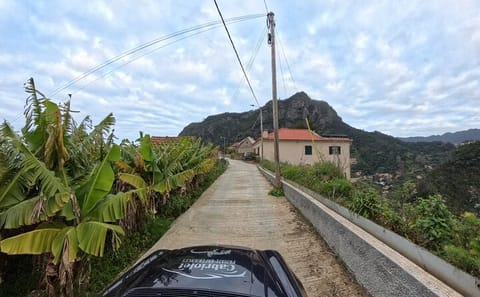 Scenic Cabriolet Tour of Caniço and Funchal, Portugal