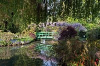 Giverny and Saint Germain des Prés with Private Transportation 10