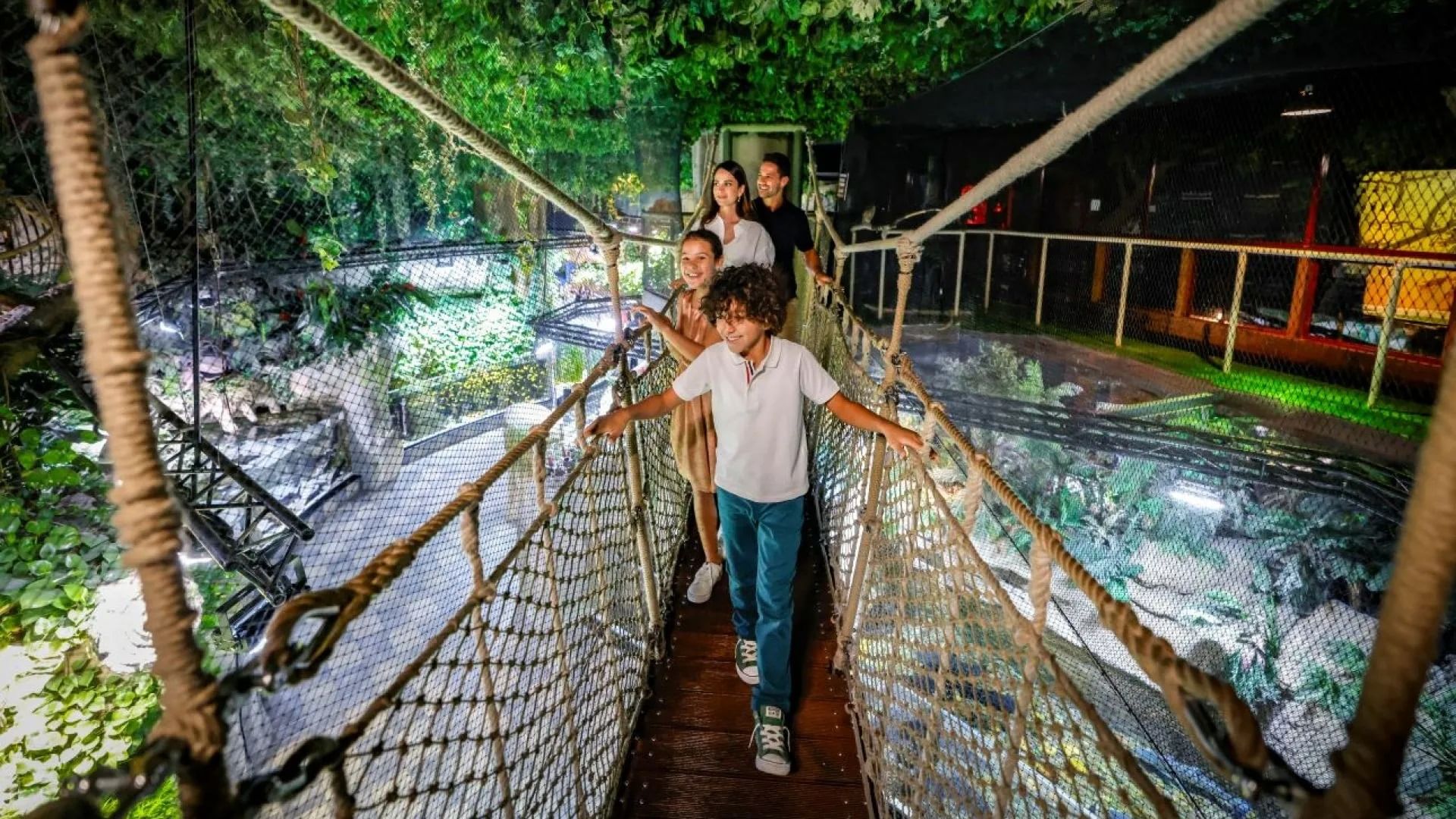 Dubai Aquarium and At the Top Burj Khalifa Tickets