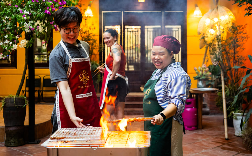 Hanoi Cooking Class with Local Market Tour and Wine Tasting