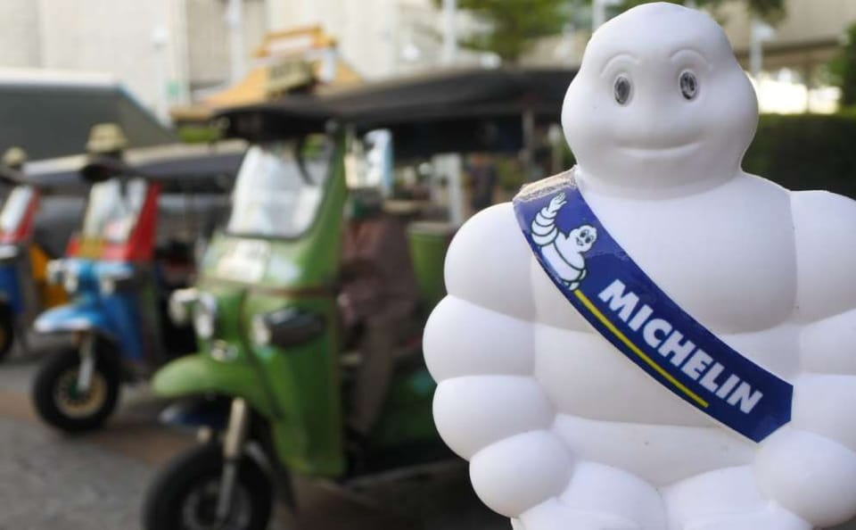 Bangkok: Michelin Guide Street Food Tour by Tuk Tuk