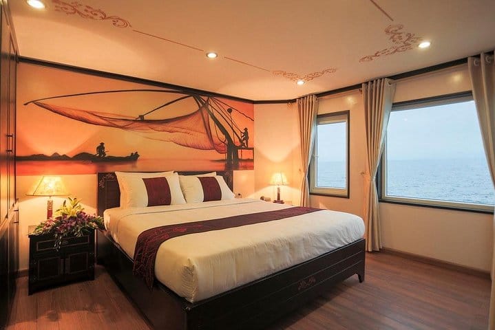 Huong Hai sealife cruise - bedroom