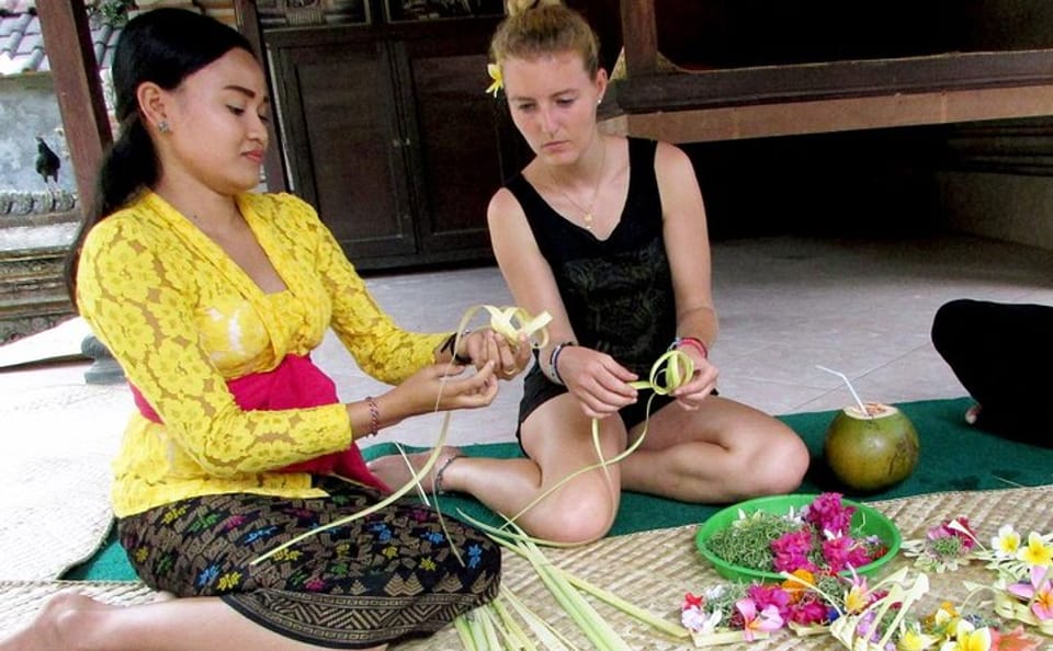 Ubud Cultural Day Tour with Traditional Offering Workshop
