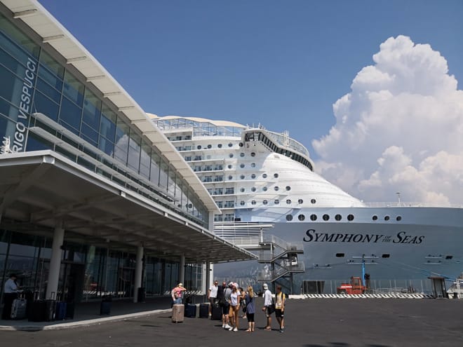 Private Transfer from Civitavecchia port or city hotels to Rome Fiumicino