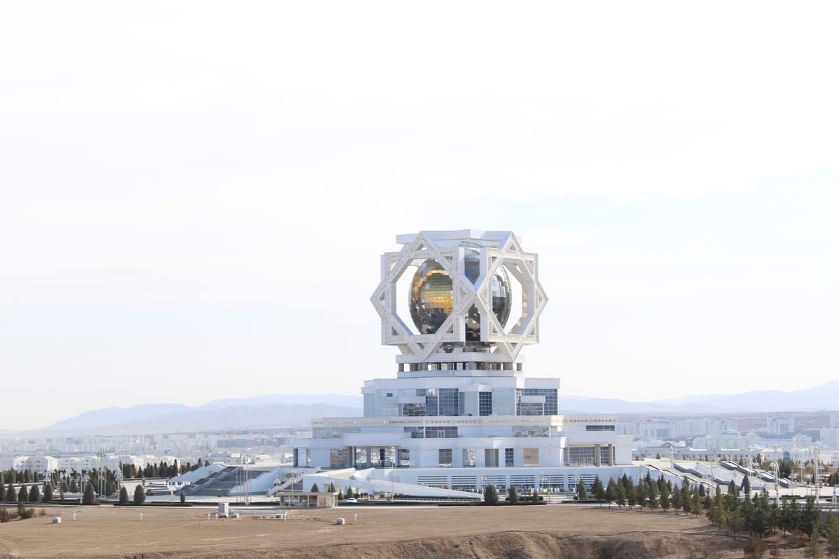 Ashgabat Full‑Day City Tour with Local Guide