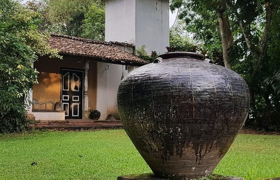 Kalutara,Lunuganga & Brief Garden Tour from Colombo