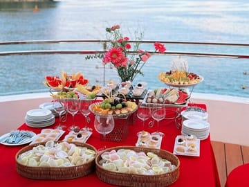 Cat Ba: Spectacular Lan Ha Bay Sunset on D’Charme Luxury Cruise