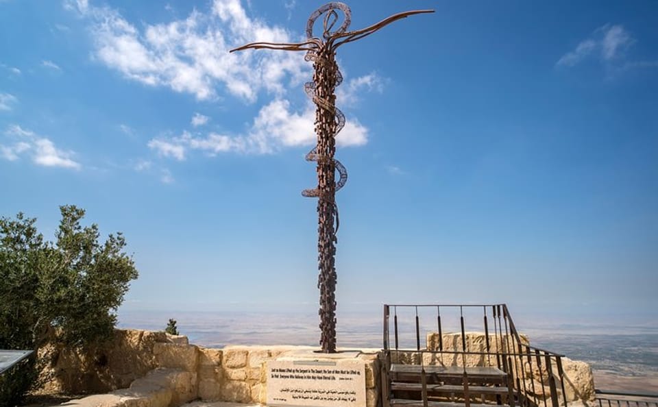 Private Night Tour of Amman and Historical Sites in Jordan