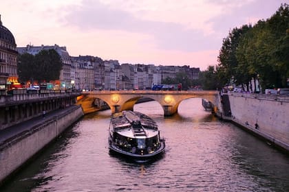 Full Day Paris City Pass: 50 Museums, Unlimited Hop On/Off Cruise