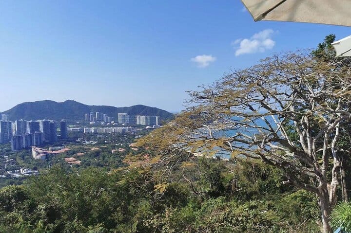 Private Day Tour in Sanya: Nanshan Cultural Tourism Zone and Luhuitou 7
