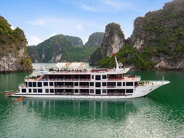 Aspira Luxury 5 Star Cruises into Ha Long & Lan Ha Bay (2D1N)