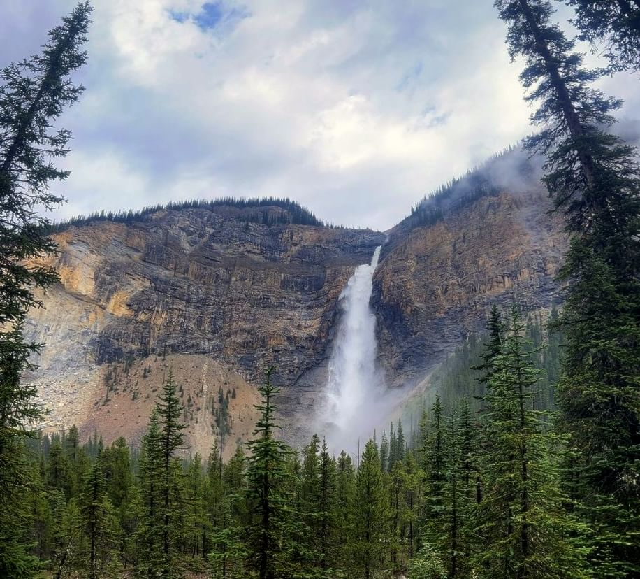 Takakkaw Falls