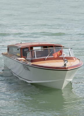 Transfer from Marco Polo Venice Airport (VCE) to Venice Historical Center - Rialto Bridge or St Mark's Square stop