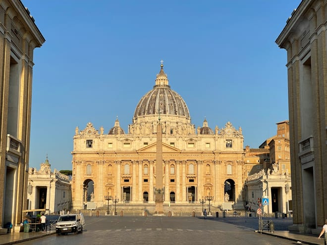Private Golf Cart Tour + St. Peter’s Basilica Priority Entry & Tour