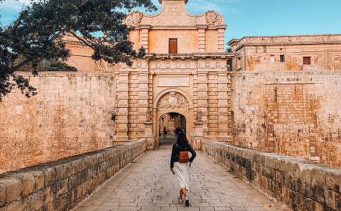 Half-Day Tour of Mdina, Dingli Cliffs, and San Anton Gardens