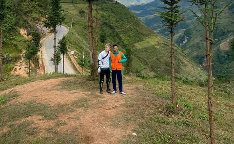 2-Day Private Tour Through the Mountains from Ha Giang Loop