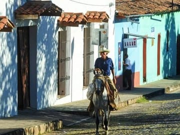 Cultural Surfing Adventure in El Salvador's La Libertad