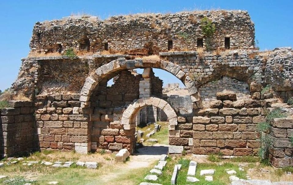 Guided Day Tour of Priene, Miletus, and Didyma from Izmir