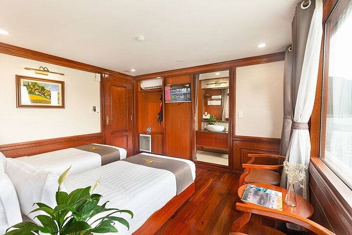 Calypso Cruise Lan Ha Bay &amp; Cat Ba Island from HANOI 2days 1night