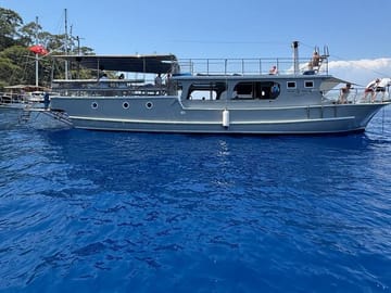 Relaxing Blue Bays Boat Trip from Fethiye to Gocek