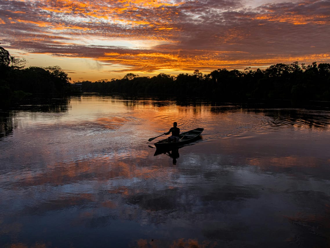 La Serenidad del Río en el Amazonas 3